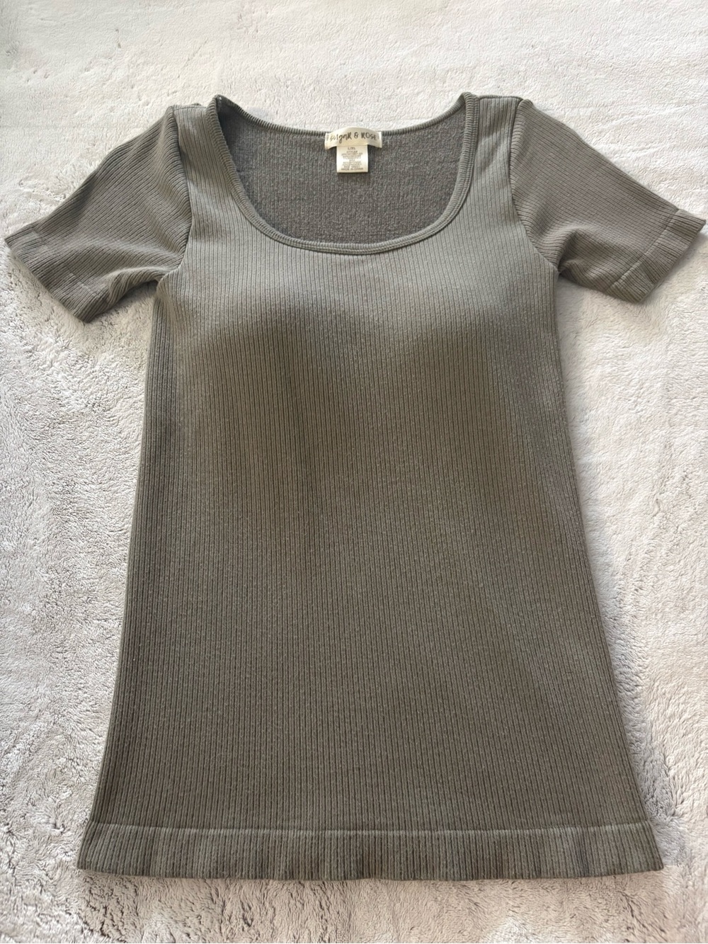 Ribbed Scoop Neck Short Sleeve Tee - Olive Green - Bra Inserts/built in bra